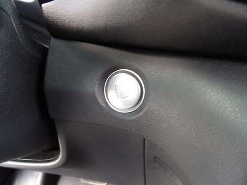 Used 2021 Hyundai Santa Fe SEL FWD image 16