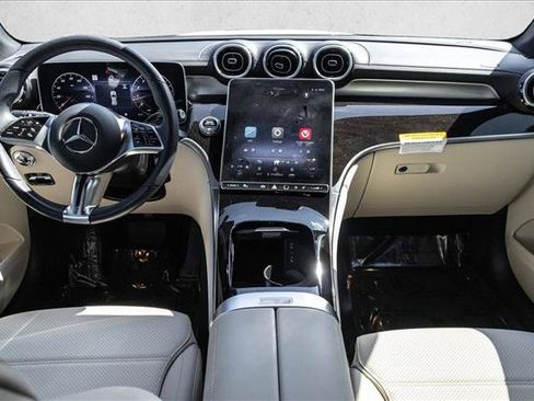 Certified 2025 Mercedes-Benz GLC 300 4MATIC image 17