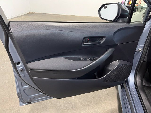 Used 2022 Toyota Corolla LE FWD image 25