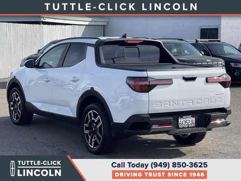 Used 2025 Hyundai Santa Cruz Limited AWD/4WD image 4
