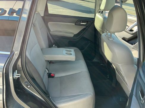 Used 2018 Subaru Forester 2.5i Limited image 13