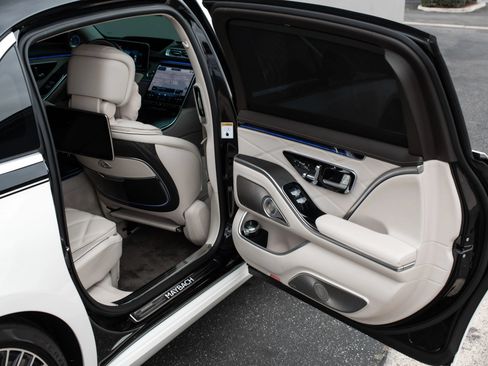 Used 2022 Mercedes-Benz Maybach S 580 4MATIC image 30