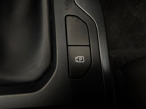 Used 2025 Kia K4 FWD image 24