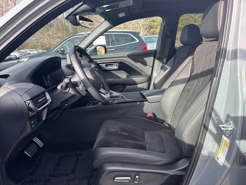 Certified 2025 Acura ADX A-Spec image 11