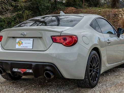 Used 2016 Scion FR-S image 5
