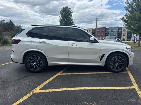 Used 2021 BMW X5 xDrive40i w/ M Sport Package AWD/4WD image 9