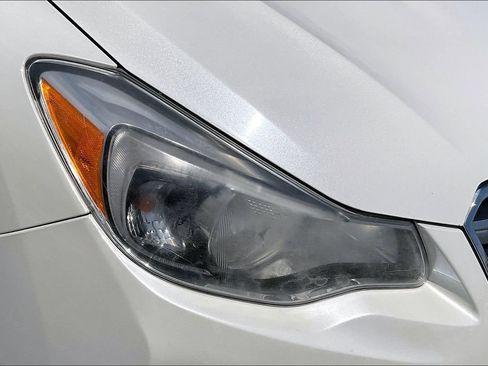 Used 2017 Subaru Crosstrek 2.0i Premium w/ Moonroof Package AWD/4WD image 32
