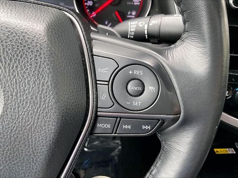 Used 2023 Toyota Camry XSE FWD image 18