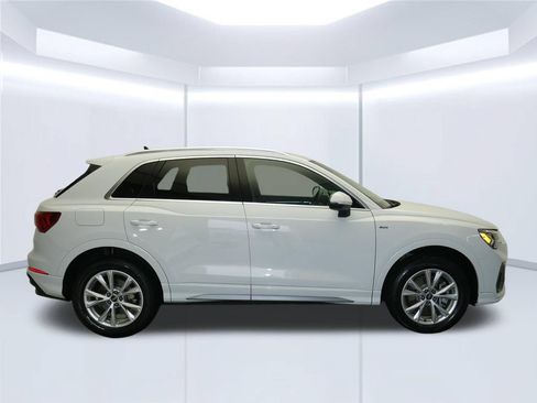 Certified 2023 Audi Q3 2.0T Premium Plus AWD/4WD image 12