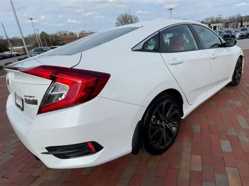 Used 2021 Honda Civic Sport image 9