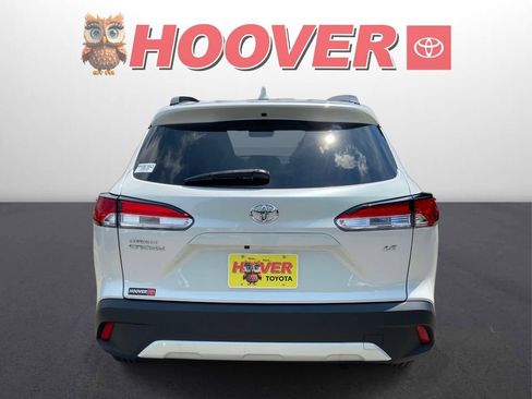 Used 2023 Toyota Corolla Cross LE FWD image 9