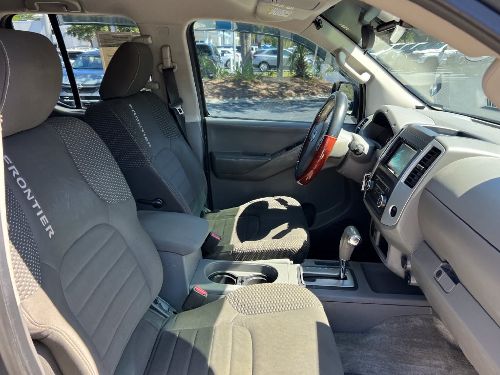 Used 2014 Nissan Frontier Desert Runner RWD image 18