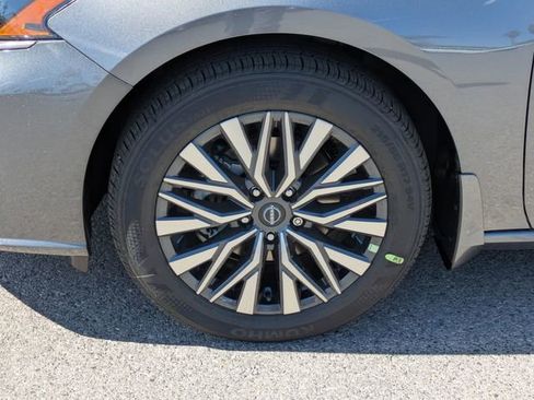 New 2026 Nissan Altima 2.5 SV AWD/4WD image 4
