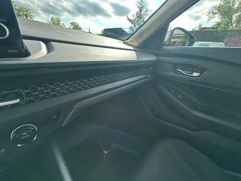 Used 2024 Honda Accord EX image 20