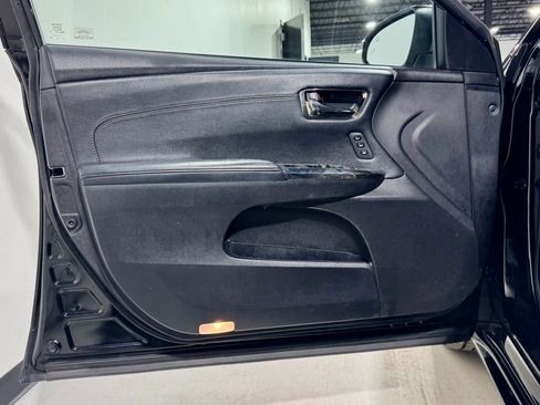 Used 2014 Toyota Avalon XLE image 14