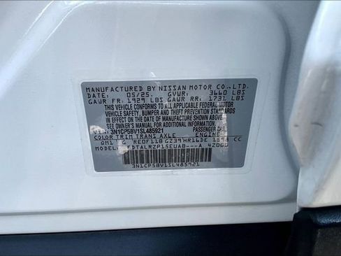 Used 2025 Nissan Kicks Play S FWD image 18