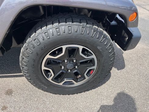 Used 2016 Jeep Wrangler Unlimited Rubicon AWD/4WD image 42