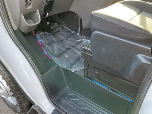 Used 2023 Ford Transit 350 XLT image 15