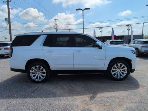 Used 2023 Chevrolet Tahoe Premier AWD/4WD image 7