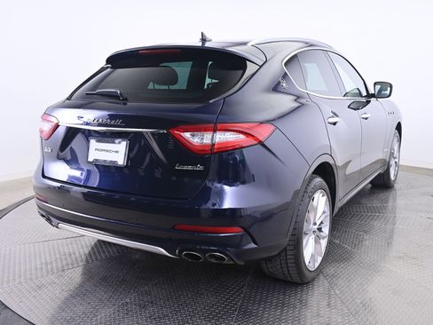 Used 2020 Maserati Levante S GranLusso image 7