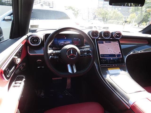 Used 2026 Mercedes-Benz GLC 300 4MATIC image 10