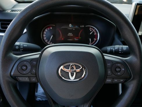 Certified 2025 Toyota RAV4 XLE AWD/4WD image 25