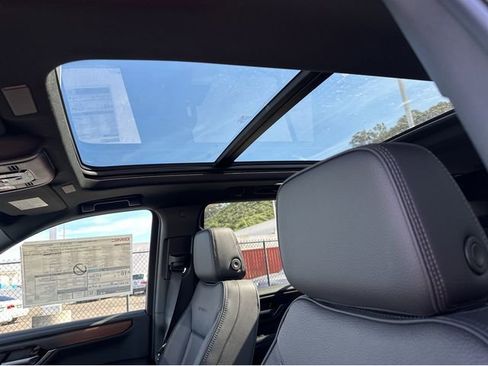 New 2026 GMC Yukon Denali w/ Sun & Power Step Package image 25