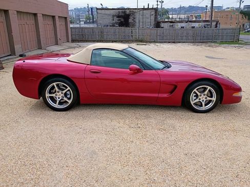 Used 2002 Chevrolet Corvette Convertible w/ Preferred Equipment Group2 RWD image 89