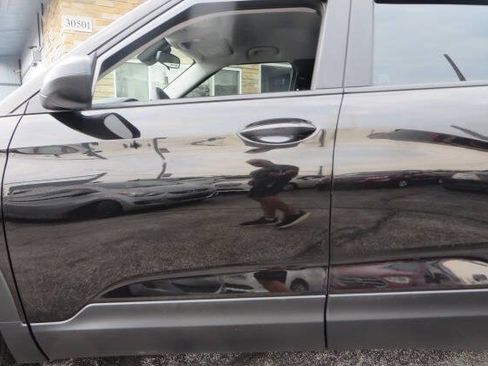 Used 2022 Chevrolet TrailBlazer LS FWD image 45