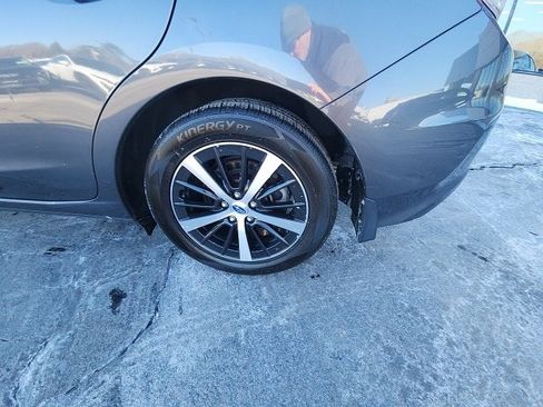Used 2020 Subaru Impreza Premium image 14