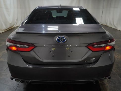 Used 2024 Toyota Camry SE FWD image 4