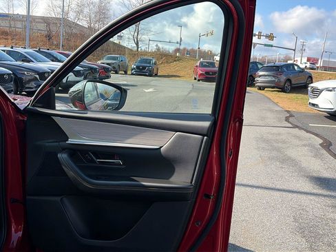 New 2025 MAZDA CX-70 Plug-In Hybrid w/ Premium Pkg image 34