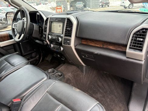 Used 2018 Ford F150 Lariat image 19