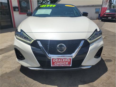 Used 2020 Nissan Maxima SR w/ Sport Mat Group FWD image 1