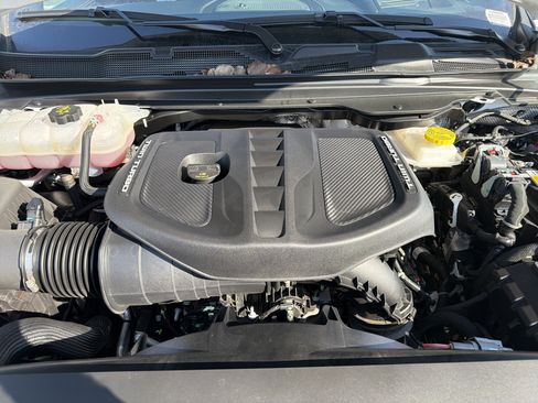 Used 2025 RAM 1500 Limited AWD/4WD image 33