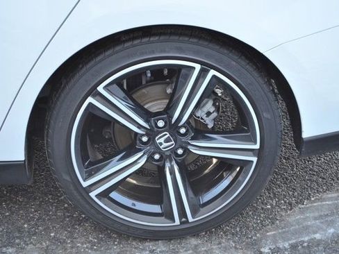 Used 2023 Honda Accord Sport image 12