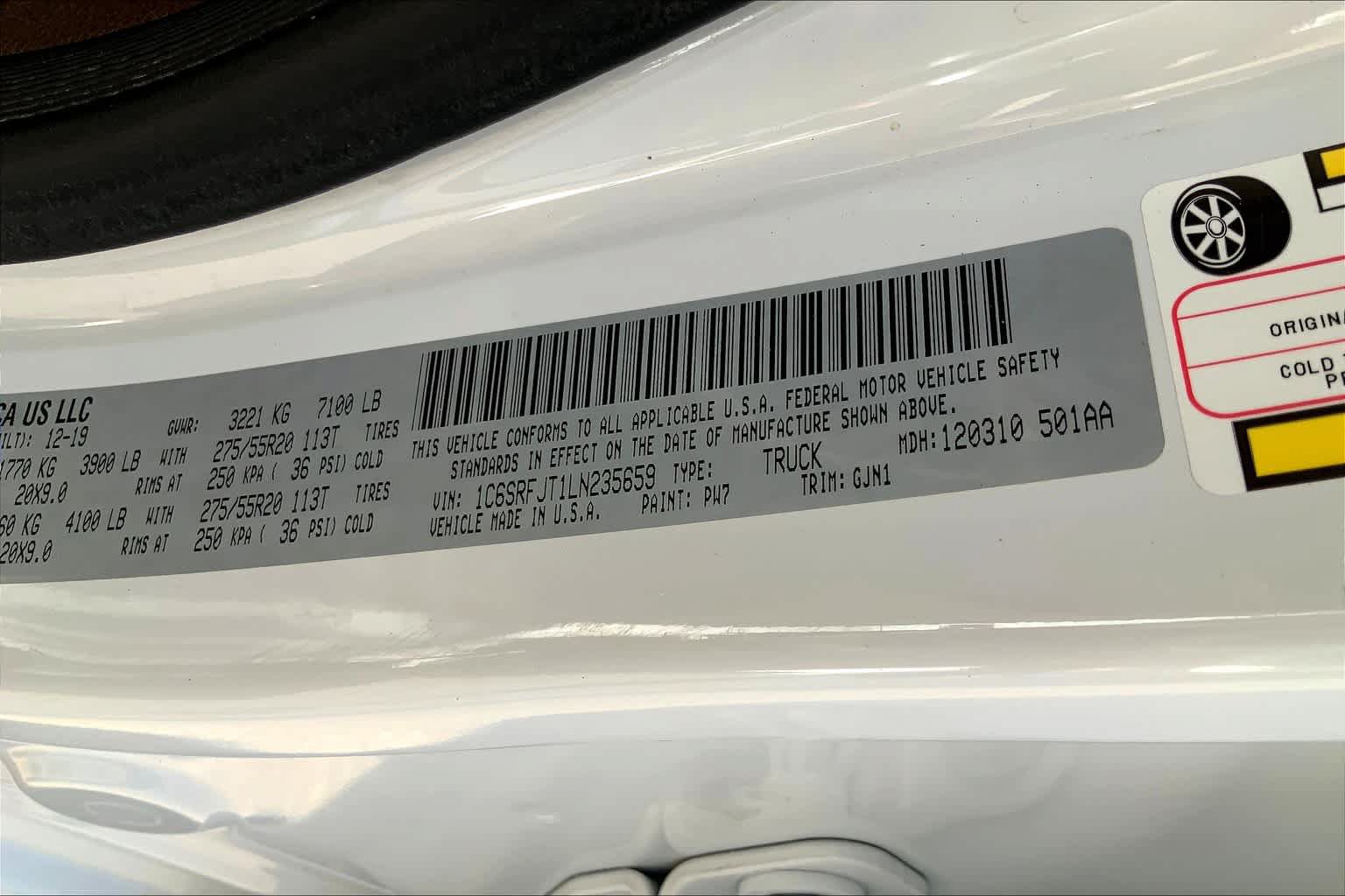Used 2020 RAM 1500 Laramie AWD/4WD image 35