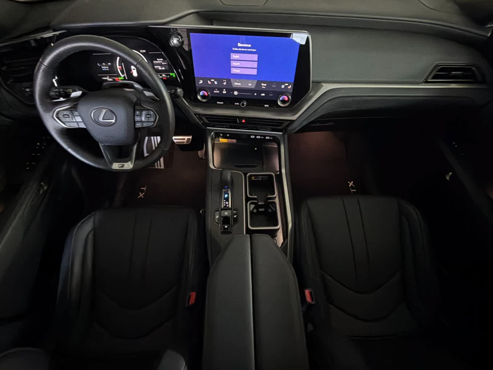 Used 2025 Lexus TX 500h AWD w/ Technology Package image 3