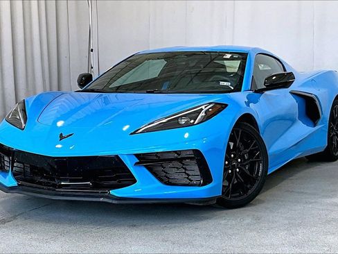 Used 2024 Chevrolet Corvette Stingray Coupe w/ 1LT image 2