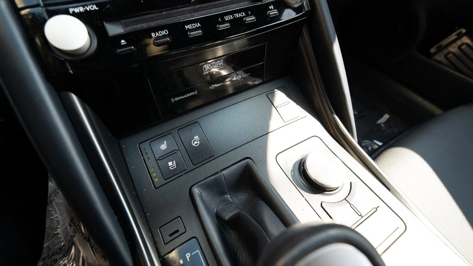 Used 2022 Lexus IS 300 AWD w/ Premium Package image 37