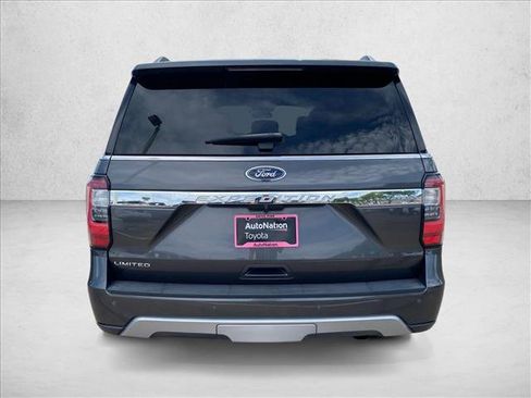Used 2018 Ford Expedition Max Limited w/ Equipment Group 301A AWD/4WD image 8
