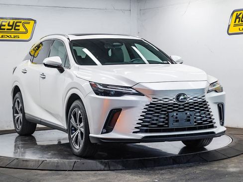 Used 2024 Lexus RX 350 Premium w/ Convenience Package FWD image 5