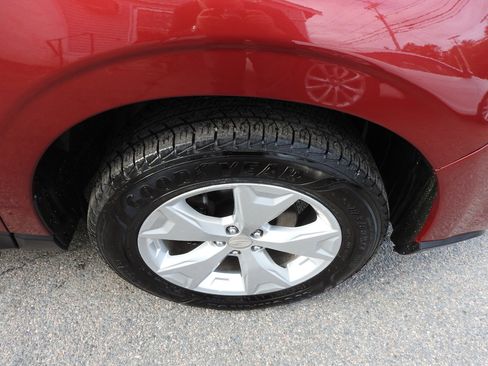 Used 2016 Subaru Forester 2.5i Limited image 18