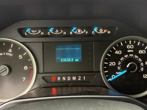 Used 2015 Ford F150 XLT image 20