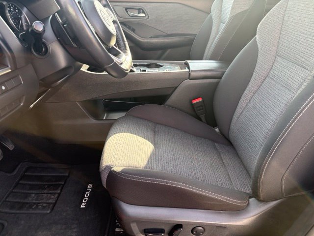 Used 2021 Nissan Rogue SV FWD image 10