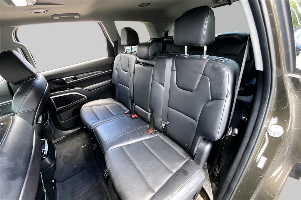 Used 2023 Kia Telluride EX AWD/4WD image 19