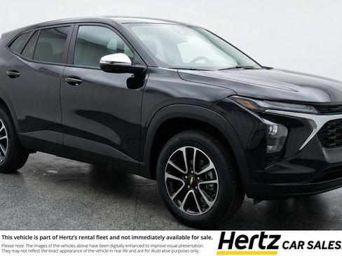 Used 2025 Chevrolet TrailBlazer LT image 1