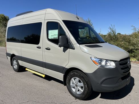 Used 2026 Mercedes-Benz Sprinter 2500 image 2