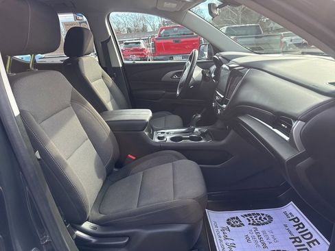 Certified 2020 Chevrolet Traverse LT image 12