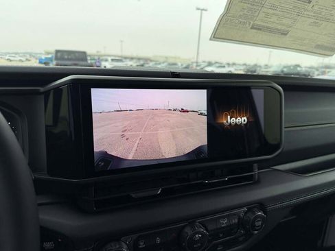 New 2026 Jeep Gladiator Sport image 34